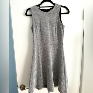 LOFT Fit and Flare Sleeveless Black and White Geometric Dresss